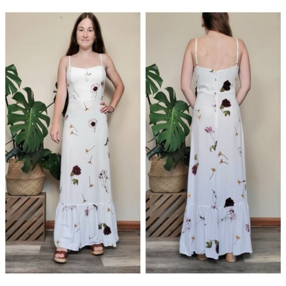 Flawed Reformation Prairie Gardenia Floral White Maxi Dress Boho Romantic Size 2 - Picture 3 of 16
